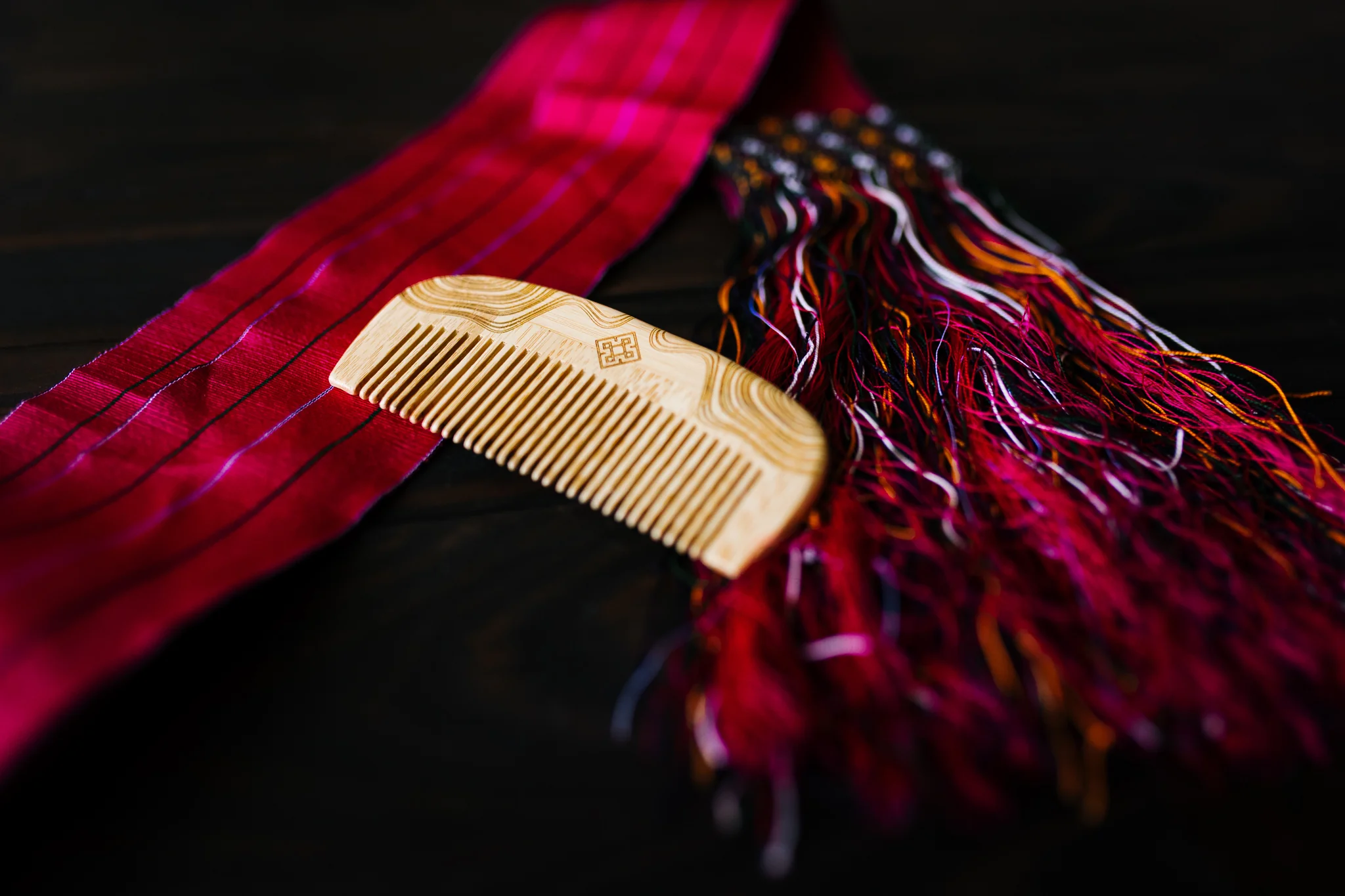 Bamboo Narrow-Tooth Comb – Eco-Friendly | VIORI - Image 3